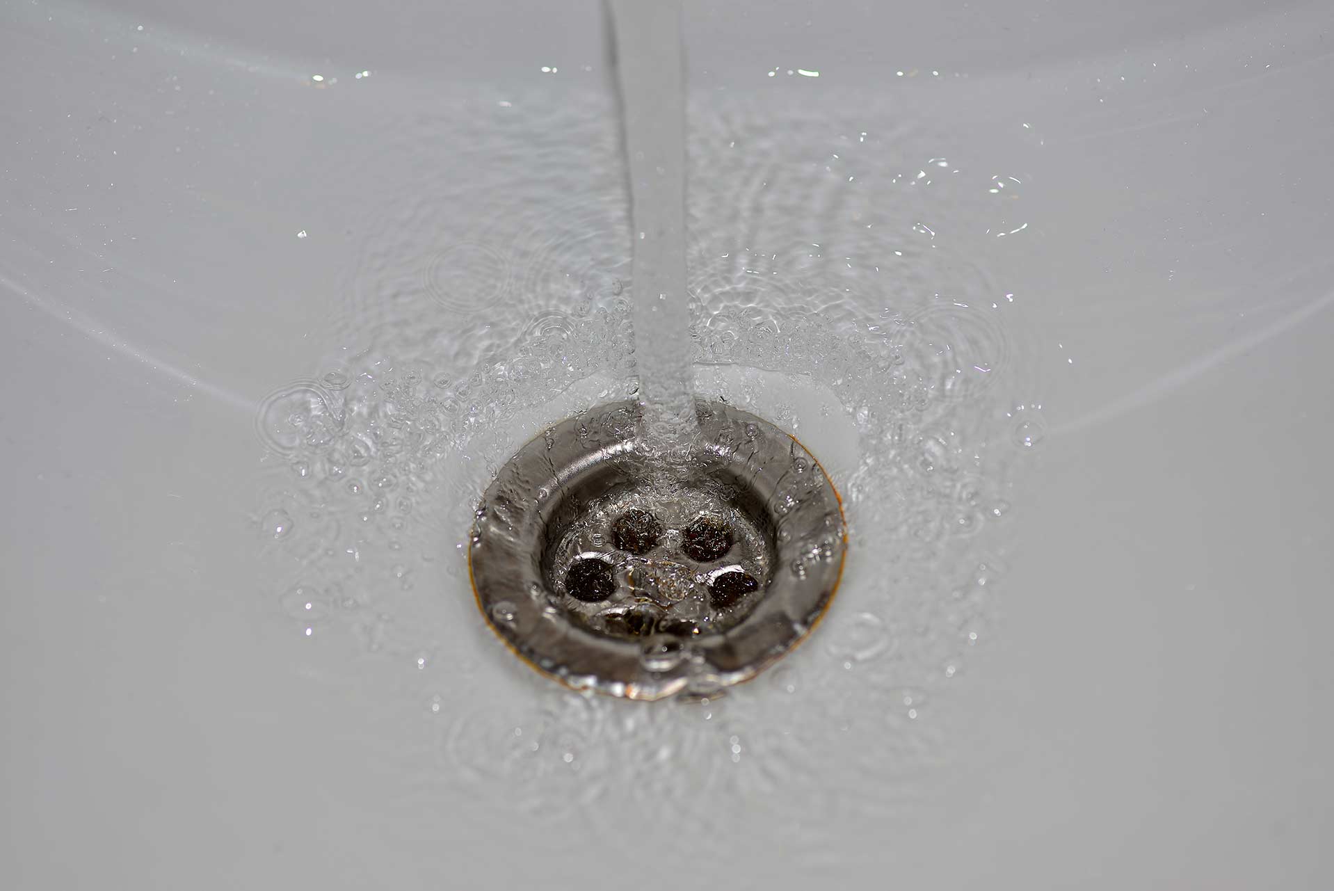 A2B Drains provides services to unblock blocked sinks and drains for properties in Worcester.